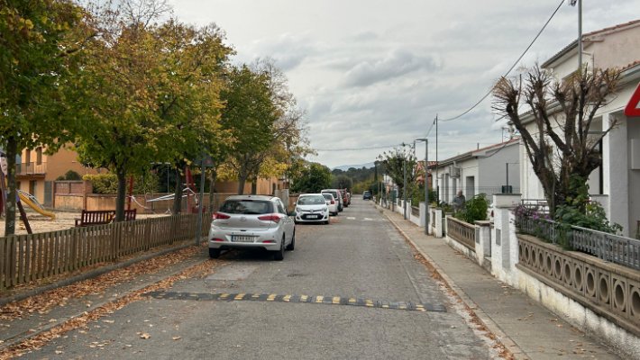 L’Ajuntament de Besalú espera poder comptar amb la subvenció del Pla de Barris per fer millores a la urbanització Grup del Mont