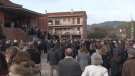 Centenars de persones acomiaden Santi Reixach en un funeral multitudinari celebrat a l’església de Sant Josep Obrer de la Canya