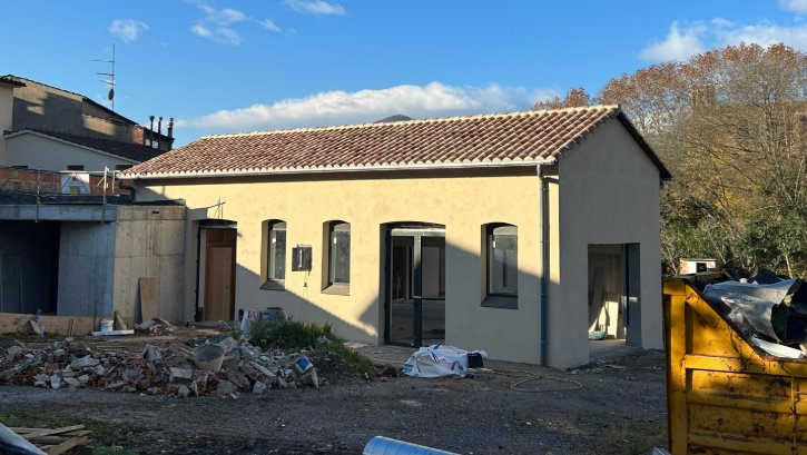 L’Ajuntament de Sant Joan les Fonts espera que abans d’acabar l’any el nou centre cívic sigui una realitat