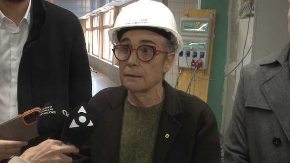 La consellera de Salut, Olga Pané ha dit a Olot que els diferents sindicats hauran de cedir per arribar a un punt entremig