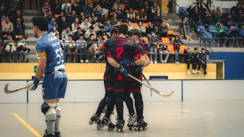 L’Hoquei Olot visita la pista de l’Espanyol amb la feina feta
