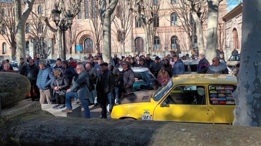 El Motor Antic Garrotxa celebra 24 anys amb una trobada a la plaça Clarà