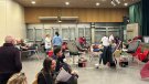 Promeses, casos personals i solidaritat són motius per anar a donar sang