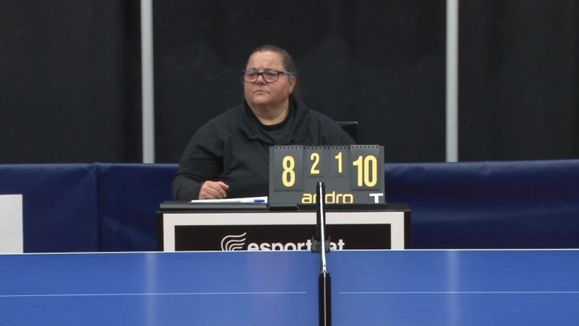 La paciència, la serenitat i la neutralitat són els aspectes a tenir més en compte per ser àrbitre de tennis taula