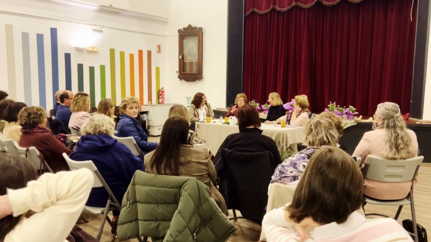 La dona va aconseguint la igualtat però encara queda molta feina per fer