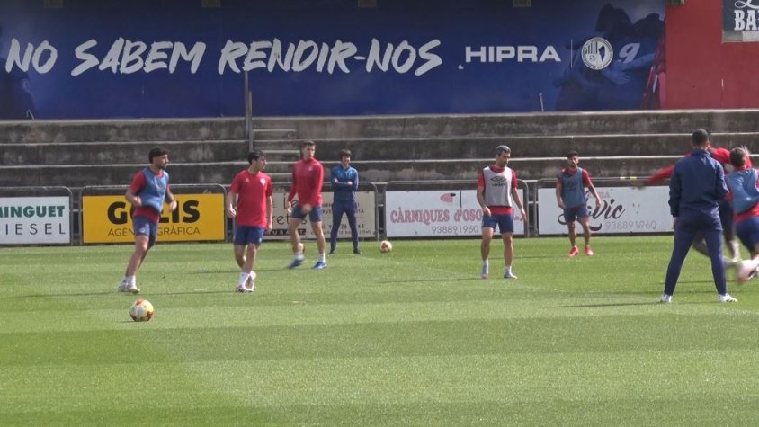 La Unió Esportiva Olot se la juga aquest diumenge contra el Barbastre
