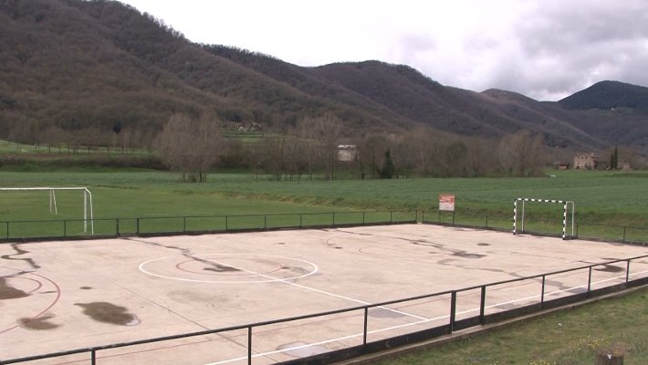 L’Ajuntament de la Vall de Bianya està treballant per aconseguir finançament per urbanitzar els terrenys pròxims a la zona on ha d’anar l’escola