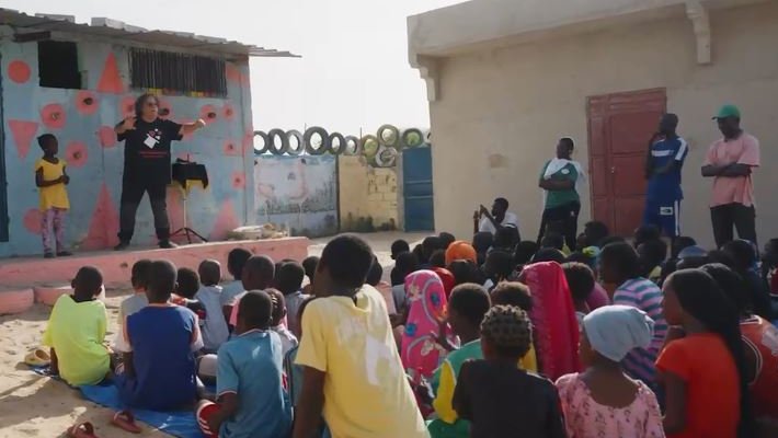 El Mag Nani presenta ‘Solidarimàgia’, un projecte de 20 anys arreu del món