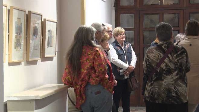 Les dones artistes de Sant Just Desvern són les protagonistes de l’exposició que acull l’Àmbit Sant Lluc 