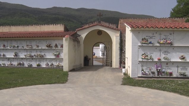 L’Ajuntament de les Planes d’Hostoles fa millores al cementiri municipal
