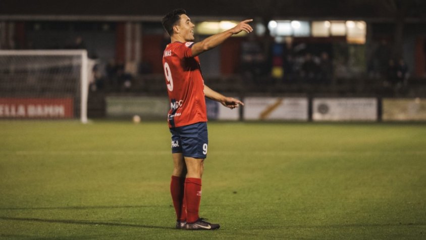 Marc Mas i Unió Esportiva Olot seguiran junts una temporada més