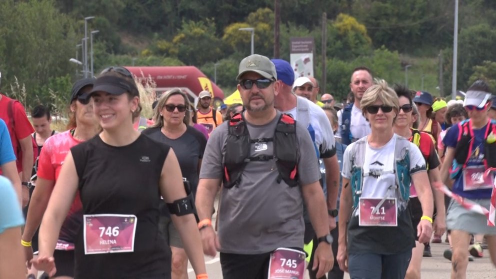 Nan Oliveras en categoria masculina i Cristina Sanz en categoria femenina guanyen la mitja marató de la Cursa pel Cor de la Fageda 