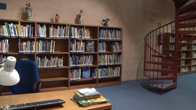 La Biblioteca d’Olot dona el tret de sortida a l’estiu amb l’arribada de dues activitats per als més petits