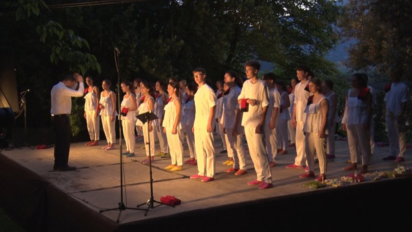 Aquest cap de setmana ha començat el cicle de concerts de la Vall d’en Bas que ha combinat la tradició amb la novetat